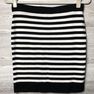 NWT New Romeo + Juliet Couture Knit Striped Stretch Mini Skirt Body Con